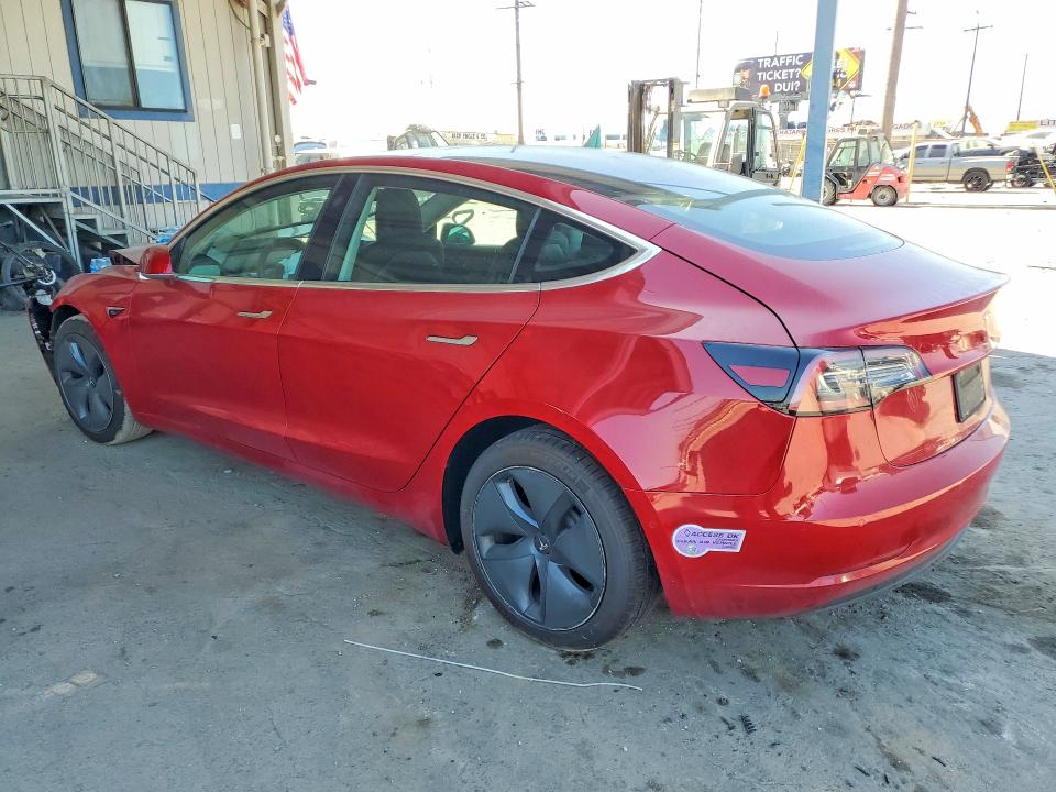 62060156 :رقم المزاد ، 5YJ3E1EA6KF308803 vin ، 2019 Tesla Model 3 مزاد بيع