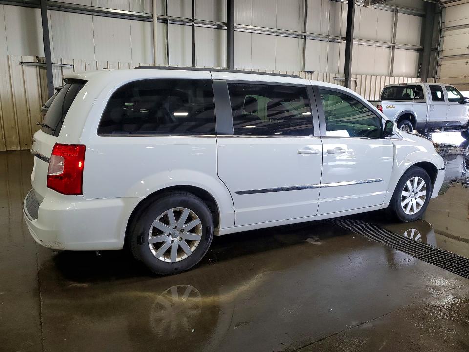 60624486 :رقم المزاد ، 2C4RC1BG2GR240049 vin ، 2016 Chrysler Town & Country مزاد بيع