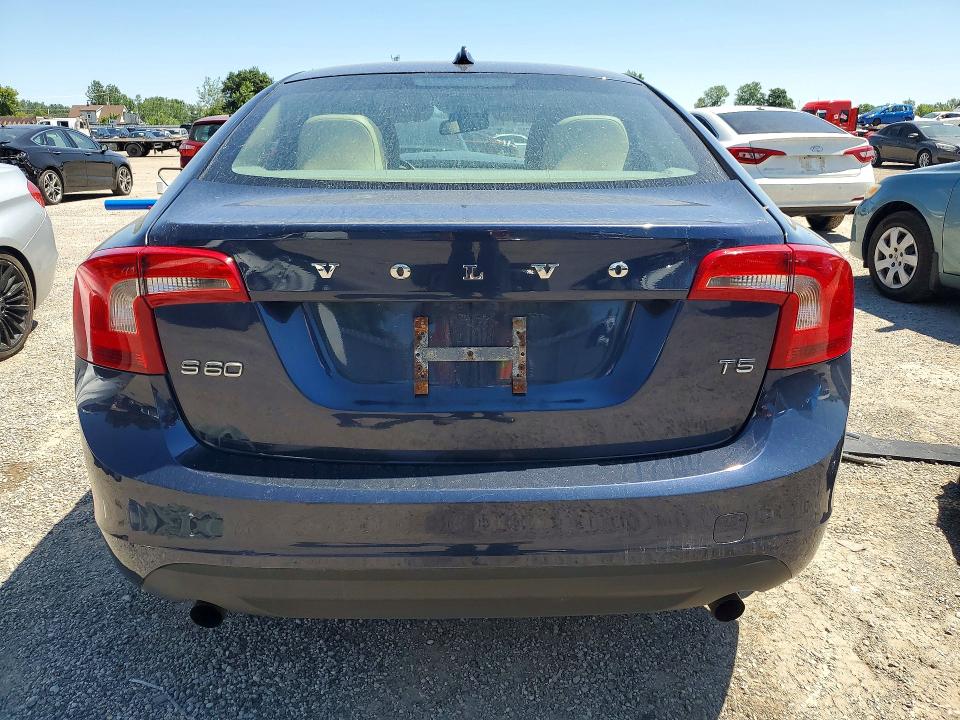 61727886 :رقم المزاد ، YV1622FS0C2107349 vin ، 2012 Volvo S60 مزاد بيع