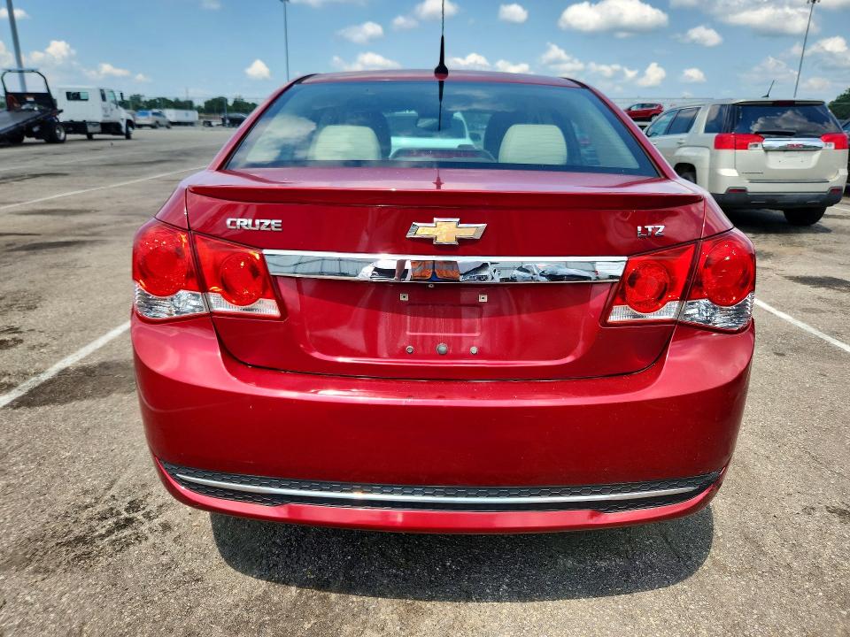 61083316 :رقم المزاد ، 1G1PG5SB3E7393828 vin ، 2014 Chevrolet Cruze مزاد بيع