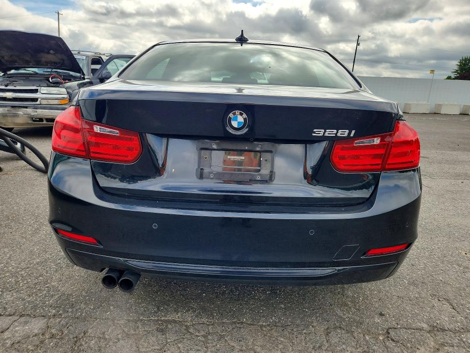 2014 Bmw 328 მანქანა იყიდება აუქციონზე, vin: WBA3C1C5XEK108815, აუქციონის ნომერი: 59318276