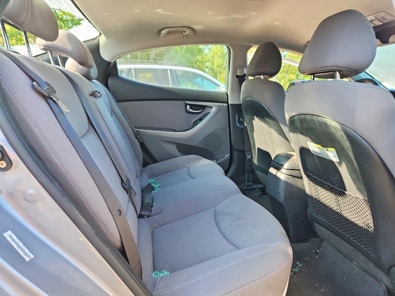 60196316 :رقم المزاد ، KMHDH4AE8FU414541 vin ، 2015 Hyundai Elantra مزاد بيع
