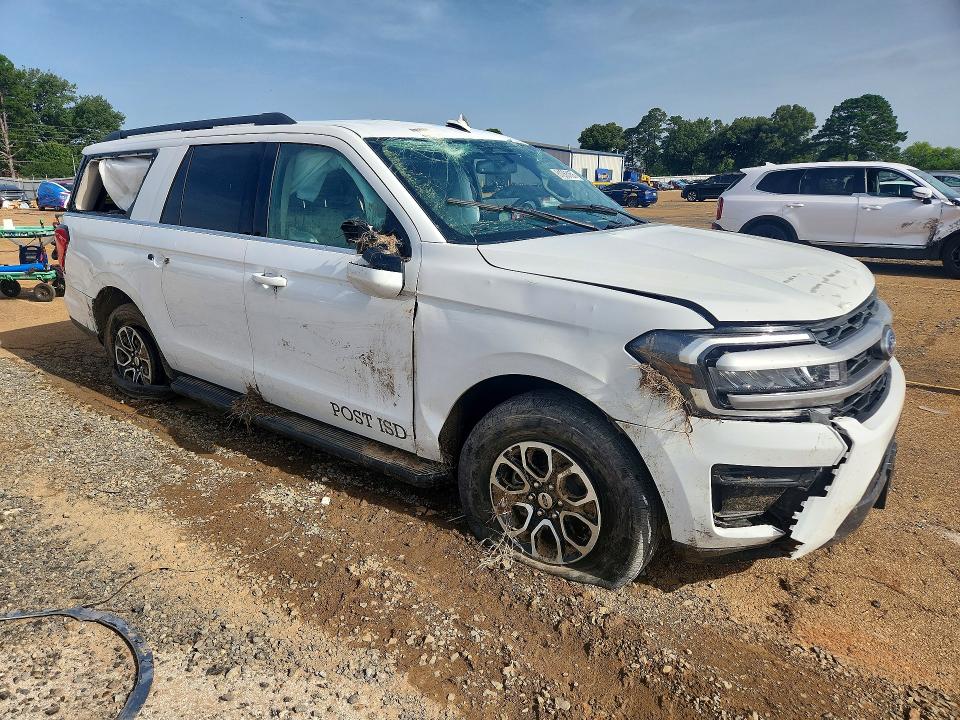 61283156 :رقم المزاد ، 1FMJK1HTXNEA20149 vin ، 2022 Ford Expedition مزاد بيع