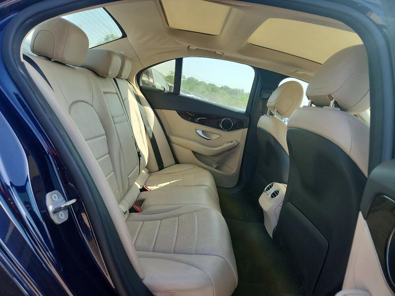 58904936 :رقم المزاد ، 55SWF4KB4HU207159 vin ، 2017 Mercedes-benz C مزاد بيع