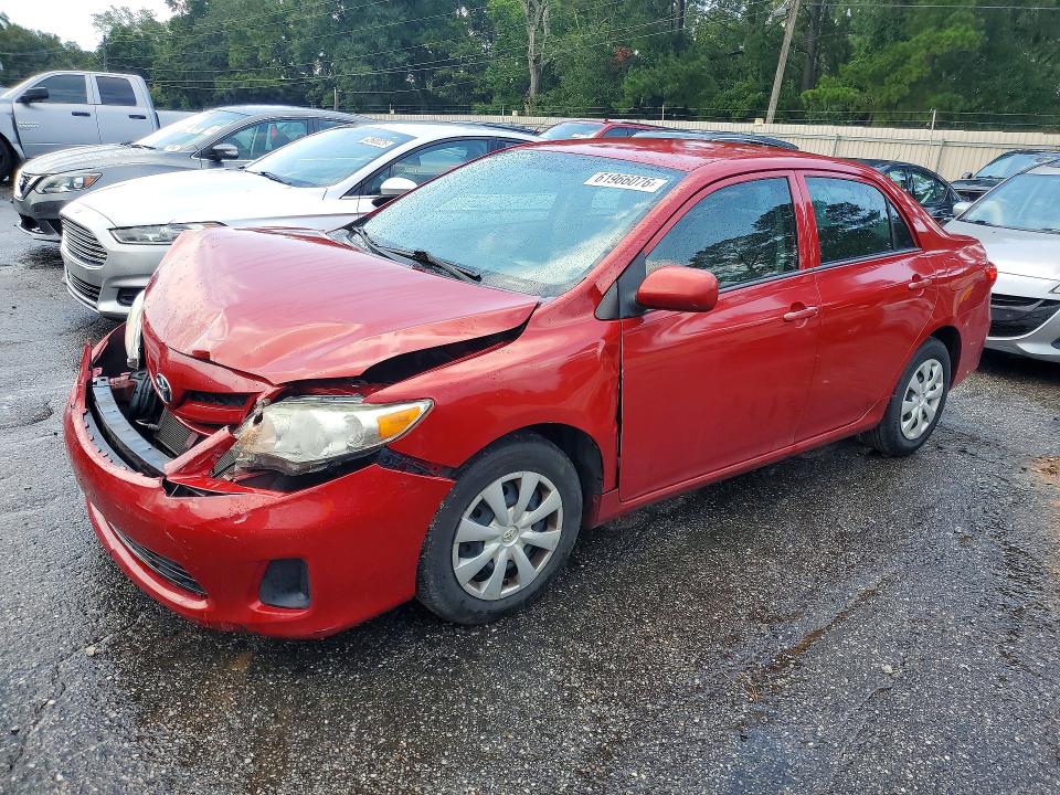 61966076 :رقم المزاد ، 5YFBU4EE9DP203540 vin ، 2013 Toyota Corolla مزاد بيع