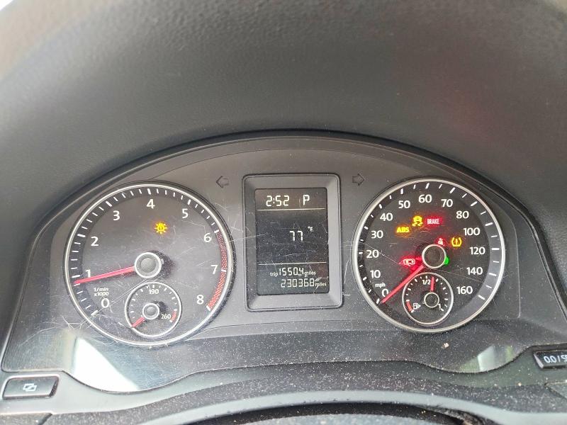 2010 Volkswagen Jetta მანქანა იყიდება აუქციონზე, vin: 3VWAX7AJ2AM153152, აუქციონის ნომერი: 62125936