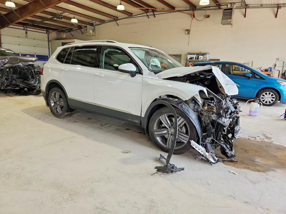 Продаж на аукціоні авто 2020 Volkswagen Tiguan, vin: 3VV2B7AX8LM104911, номер лоту: 62446736