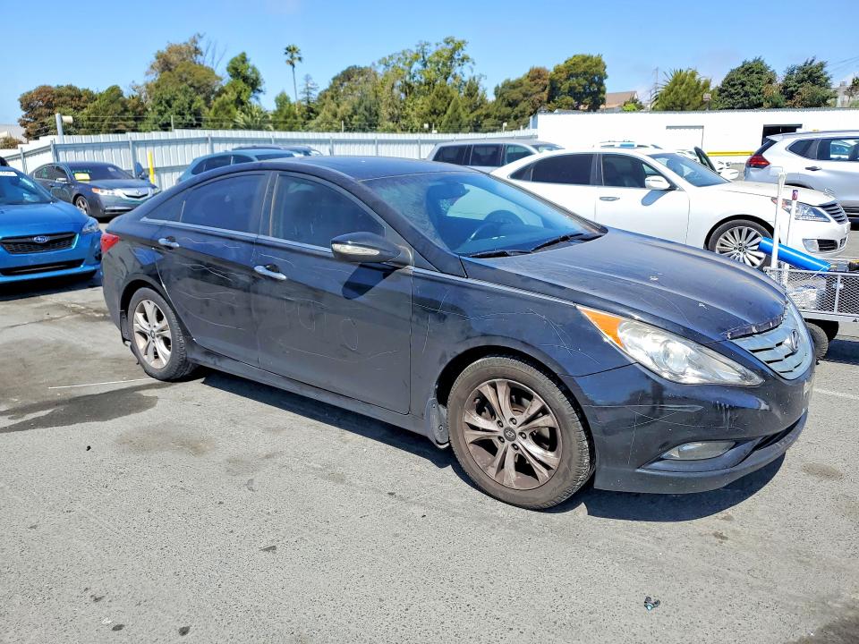 60518076 :رقم المزاد ، 5NPEC4AC0DH669245 vin ، 2013 Hyundai Sonata مزاد بيع