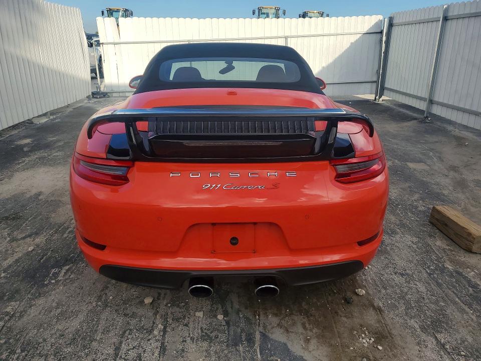 Продажа на аукционе авто 2017 Porsche 911, vin: WP0CA2A97HS142235, номер лота: 61700286