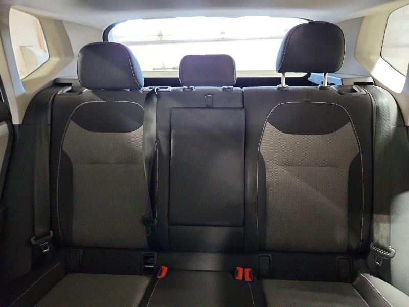 60034766 :رقم المزاد ، 3VVMX7B29NM087620 vin ، 2022 Volkswagen Taos مزاد بيع