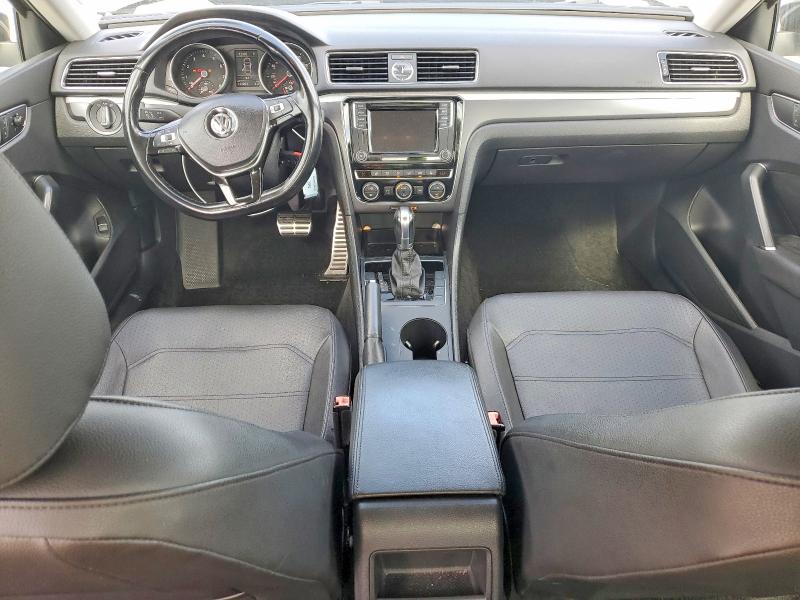 Продажа на аукционе авто 2017 Volkswagen Passat, vin: 1VWDT7A33HC058167, номер лота: 60765396