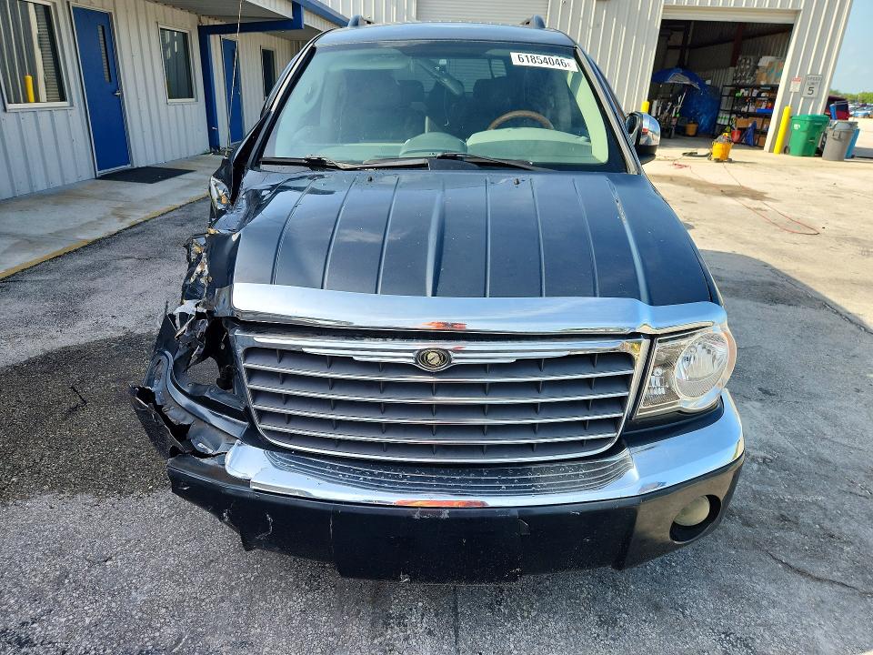 Продажа на аукционе авто 2007 Chrysler Aspen, vin: 1A8HW58287F500945, номер лота: 61854046