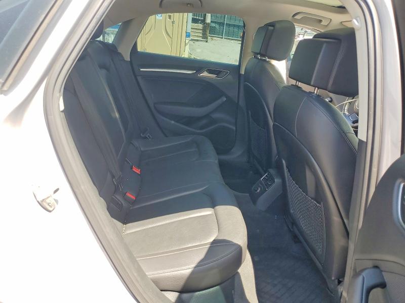 85454665 :رقم المزاد ، WAUEFGFF2F1047832 vin ، 2015 Audi A3 مزاد بيع