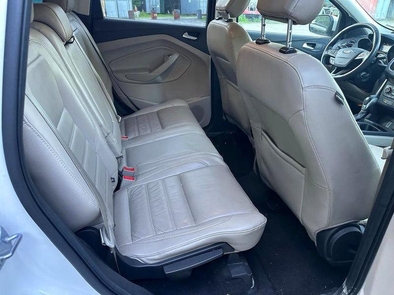 62356576 :رقم المزاد ، 1FMCU9HD0JUA68382 vin ، 2018 Ford Escape مزاد بيع