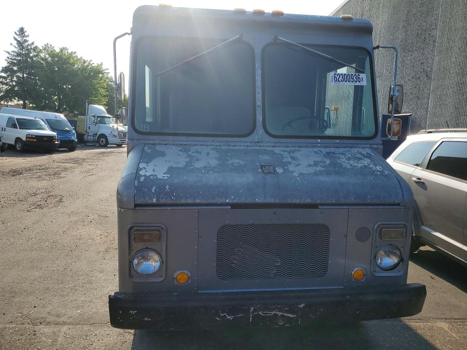 62300936 :رقم المزاد ، PS329F829831 vin ، 1969 Chevrolet P30 مزاد بيع