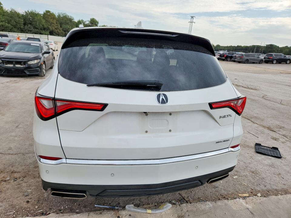 63030576 :رقم المزاد ، 5J8YE1H88NL011985 vin ، 2022 Acura Mdx مزاد بيع