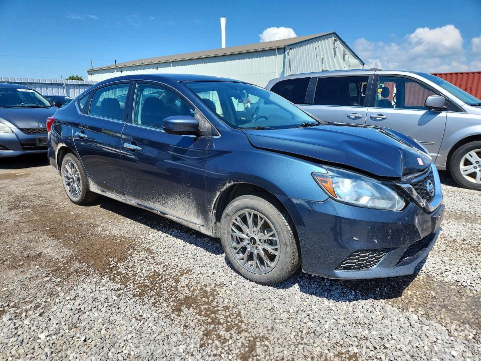 Продаж на аукціоні авто 2018 Nissan Sentra, vin: 3N1AB7AP6JY301272, номер лоту: 60601246