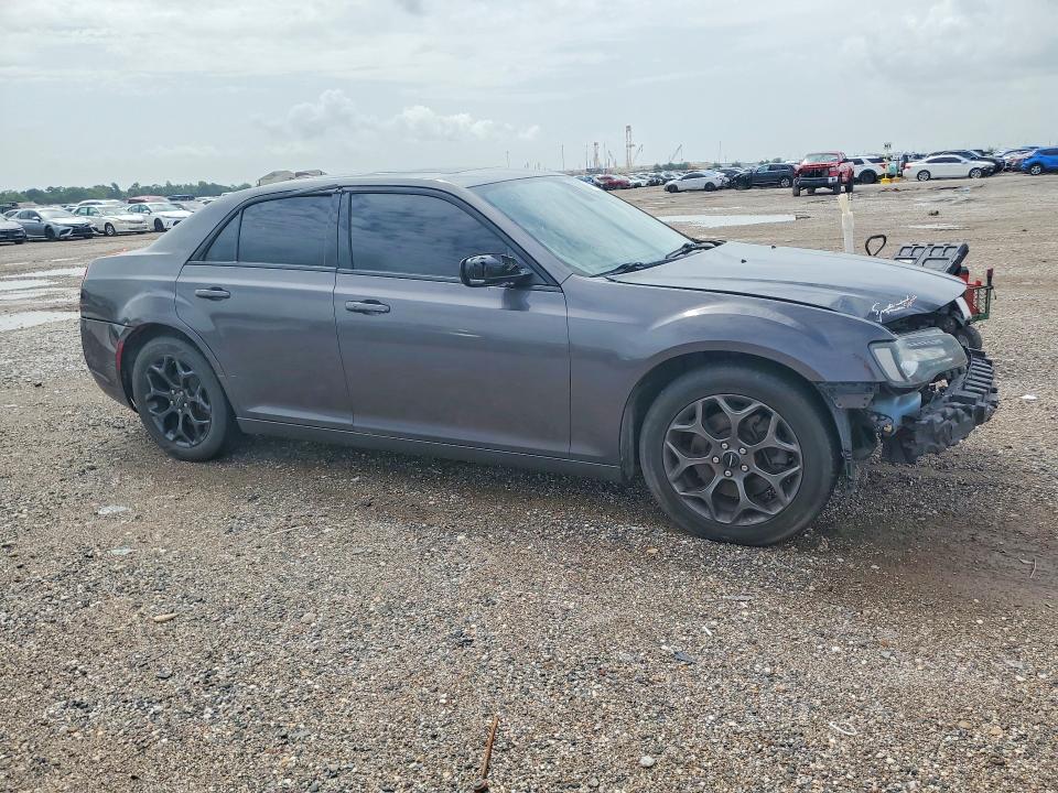Продажа на аукционе авто 2018 Chrysler 300, vin: 2C3CCAGG9JH256362, номер лота: 61375176