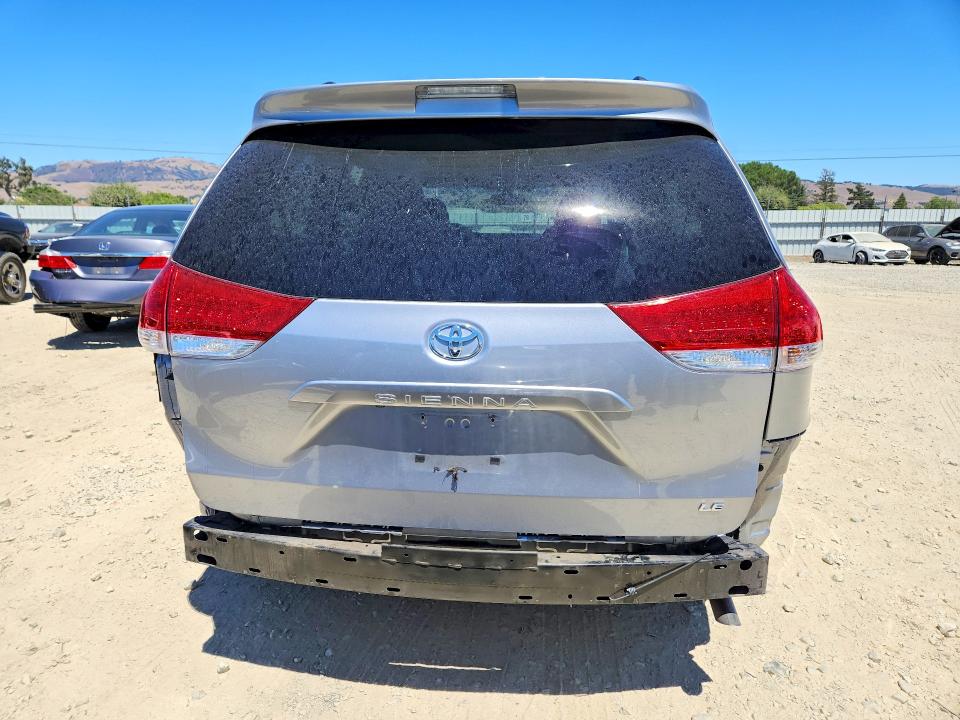Продажа на аукционе авто 2012 Toyota Sienna, vin: 5TDKK3DC1CS204770, номер лота: 61625436