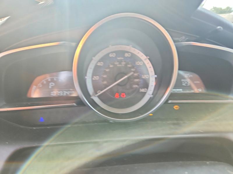 60937176 :رقم المزاد ، 3MYDLBYV6HY193777 vin ، 2017 Toyota Yaris مزاد بيع