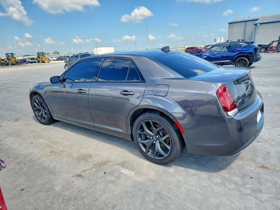 Продаж на аукціоні авто 2022 Chrysler 300, vin: 2C3CCAAG3NH131145, номер лоту: 60677236