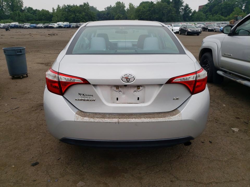61602736 :رقم المزاد ، 2T1BURHE0FC238897 vin ، 2015 Toyota Corolla مزاد بيع