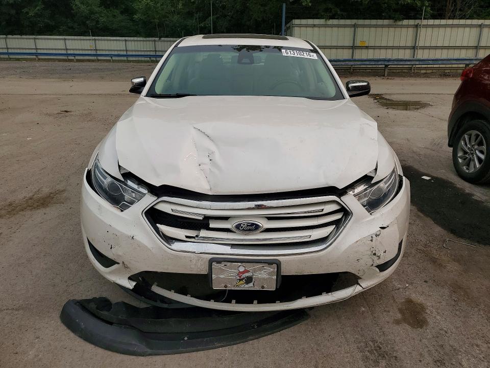 Продажа на аукционе авто 2015 Ford Taurus, vin: 1FAHP2F84FG174568, номер лота: 61310216