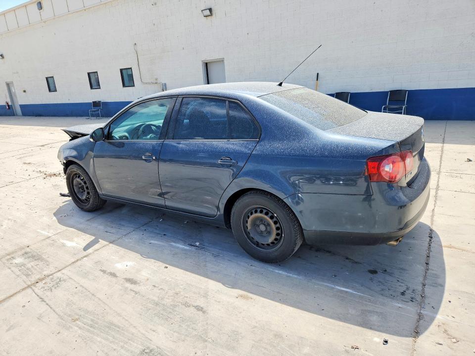63042406 :رقم المزاد ، 3VWJX7AJ9AM054389 vin ، 2010 Volkswagen Jetta مزاد بيع