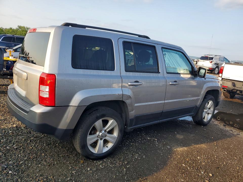 62900276 :رقم المزاد ، 1C4NJRFB1FD376367 vin ، 2015 Jeep Patriot مزاد بيع