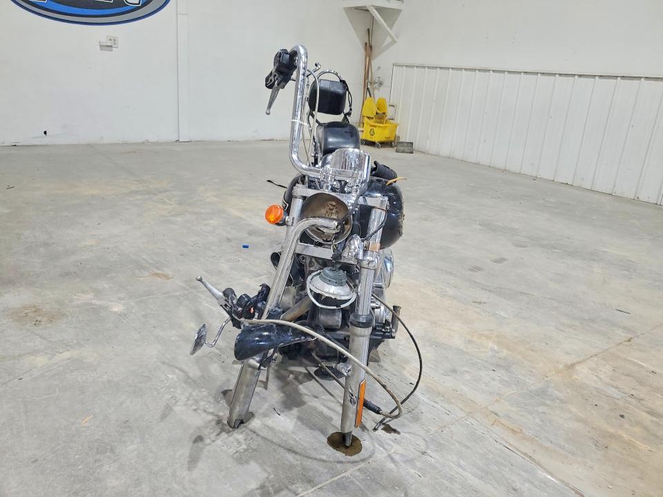 2004 Harley-davidson Fxsti მანქანა იყიდება აუქციონზე, vin: 1HD1BVB164Y084865, აუქციონის ნომერი: 60187286