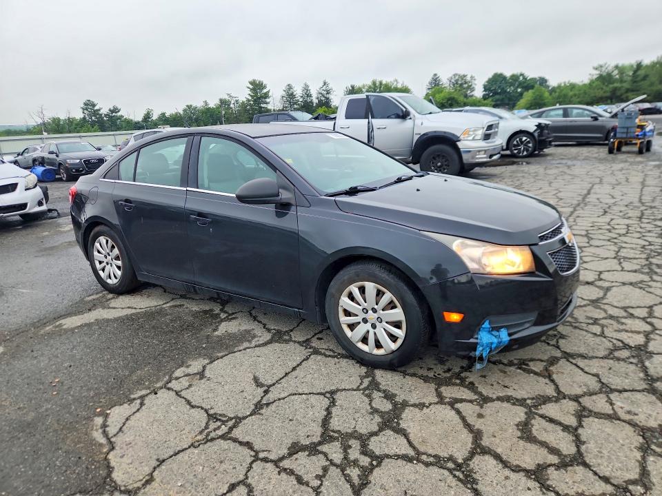 2011 Chevrolet Cruze მანქანა იყიდება აუქციონზე, vin: 1G1PC5SH4B7232612, აუქციონის ნომერი: 59605216