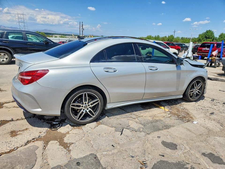 61579296 :رقم المزاد ، WDDSJ4EB4KN722056 vin ، 2019 Mercedes-benz Cla مزاد بيع