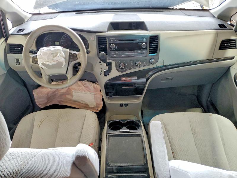 59715376 :رقم المزاد ، 5TDKK3DC4CS182070 vin ، 2012 Toyota Sienna مزاد بيع