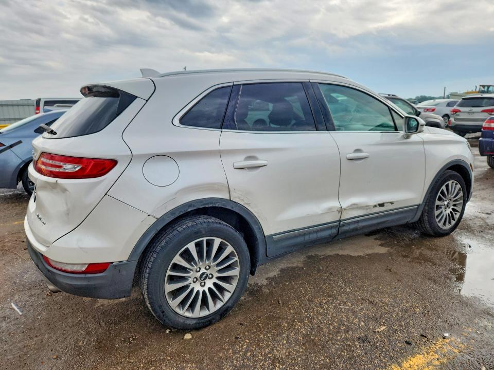 Продажа на аукционе авто 2017 Lincoln Mkc, vin: 5LMCJ3D95HUL57336, номер лота: 62509926