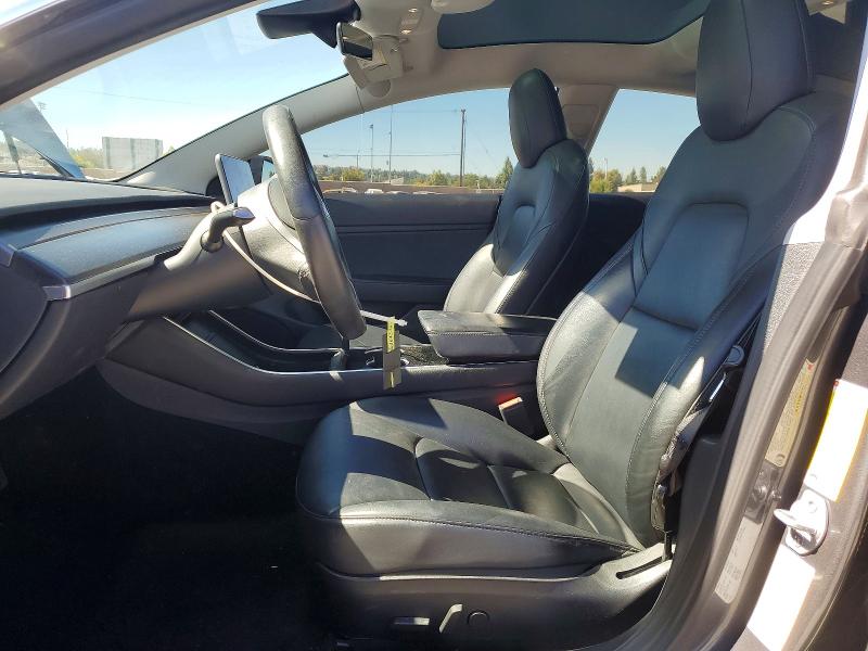 60164396 :رقم المزاد ، 5YJ3E1EA4KF417616 vin ، 2019 Tesla Model 3 مزاد بيع