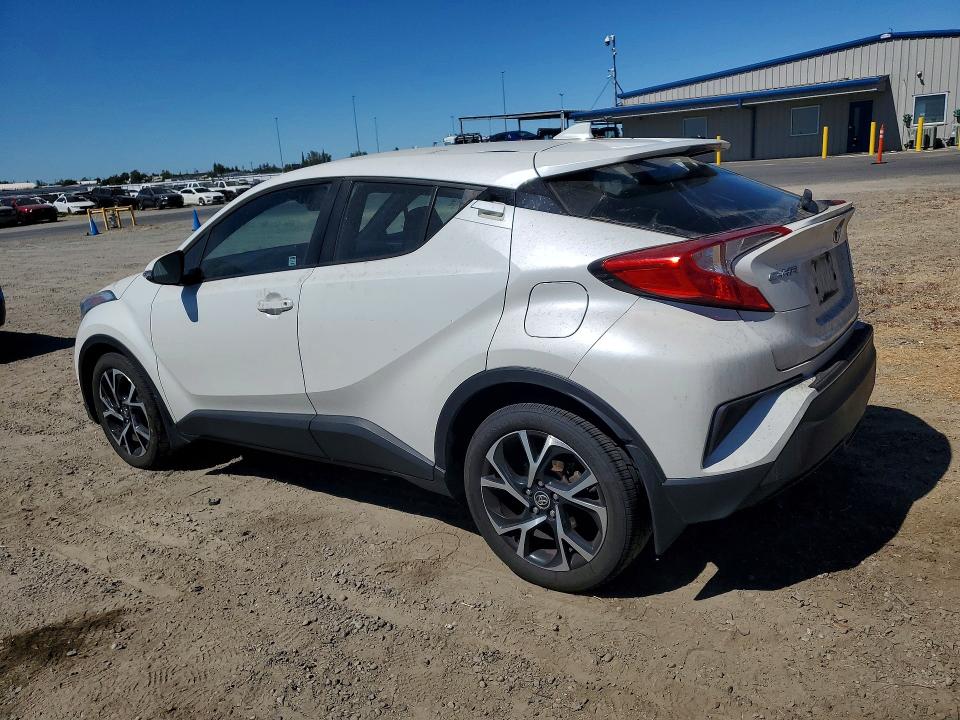 62132526 :رقم المزاد ، NMTKHMBX6JR050787 vin ، 2018 Toyota C-hr مزاد بيع