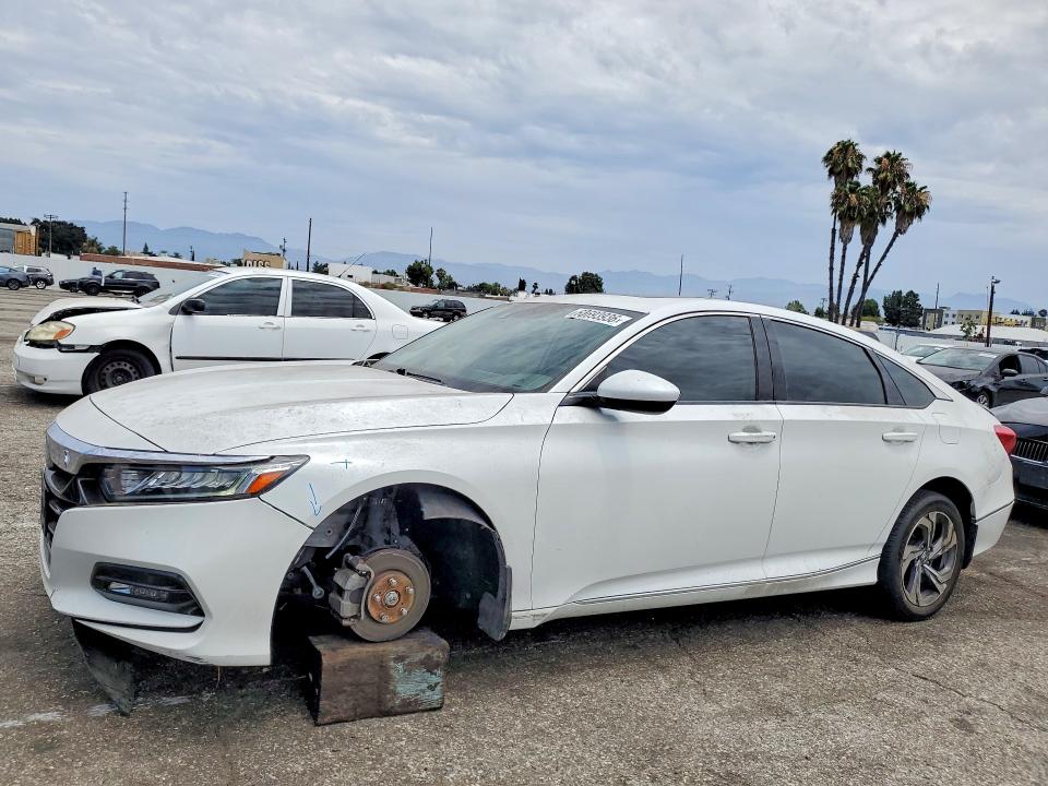 Продаж на аукціоні авто 2018 Honda Accord, vin: 1HGCV1F41JA018602, номер лоту: 60693936