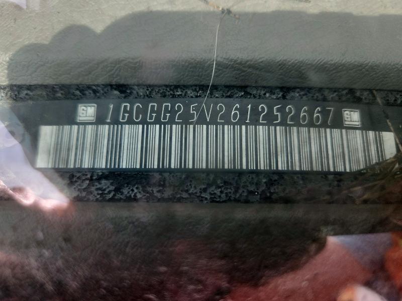 2006 Chevrolet Express 2500 მანქანა იყიდება აუქციონზე, vin: 1GCGG25V261252667, აუქციონის ნომერი: 60246246