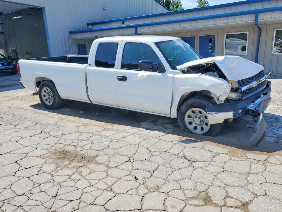 60489406 :رقم المزاد ، 1GCEC19T55E278158 vin ، 2005 Chevrolet Silverado مزاد بيع