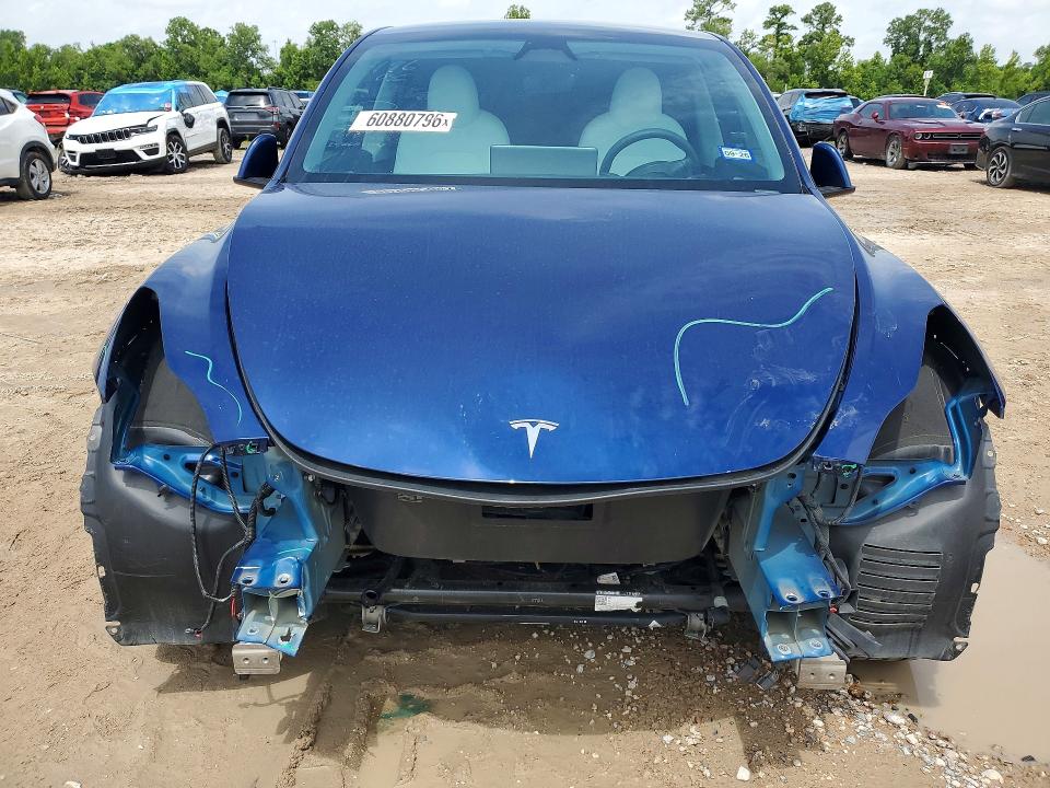 Продаж на аукціоні авто 2024 Tesla Model Y, vin: 7SAYGDEE1RA215170, номер лоту: 60880796