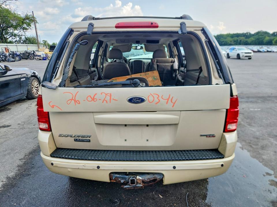 2005 Ford Explorer მანქანა იყიდება აუქციონზე, vin: 1FMDU75W25ZA00267, აუქციონის ნომერი: 62496106