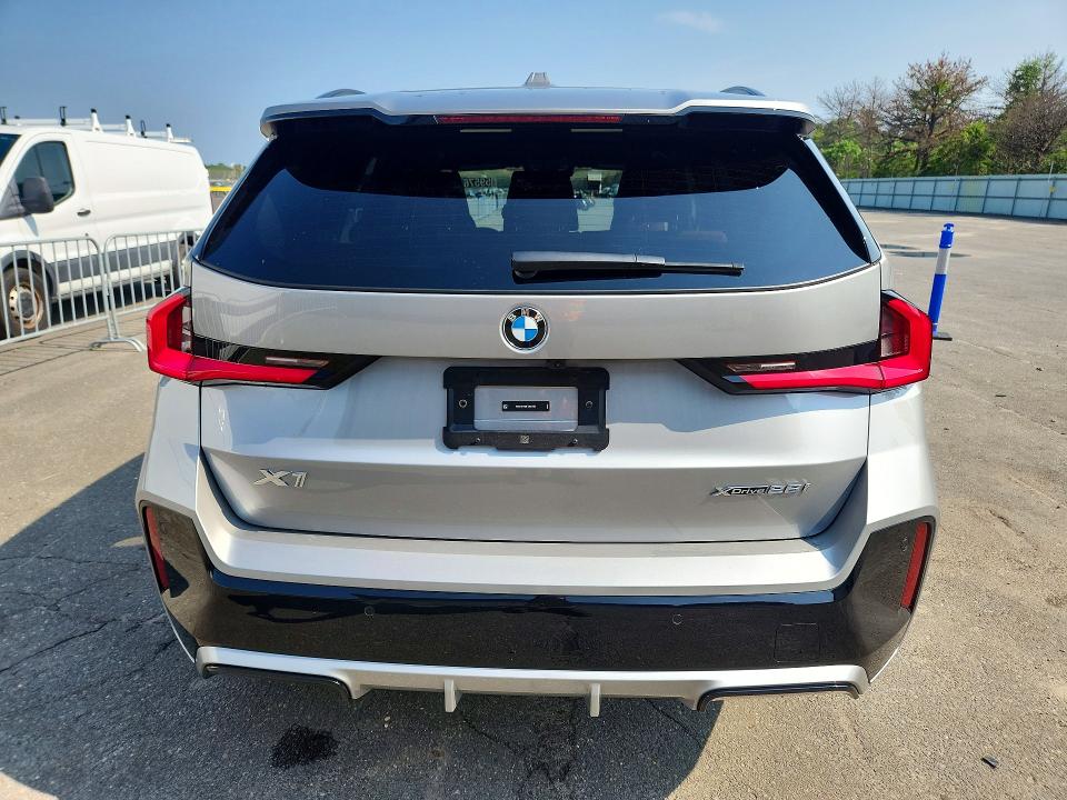 59576176 :رقم المزاد ، WBX73EF08T5631065 vin ، 2026 Bmw X1 مزاد بيع
