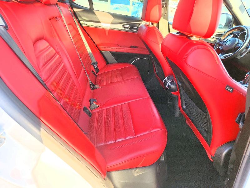 61198316 :رقم المزاد ، ZASPAKBN7L7C75514 vin ، 2020 Alfa Romeo Stelvio مزاد بيع