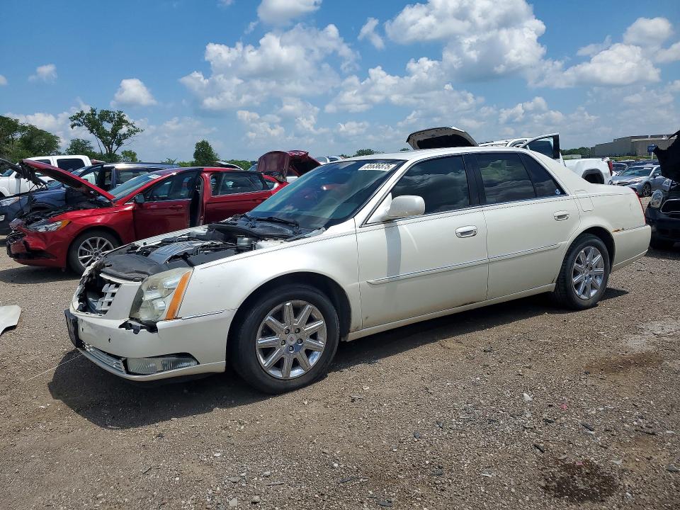 2011 Cadillac Dts მანქანა იყიდება აუქციონზე, vin: 1G6KH5E64BU103948, აუქციონის ნომერი: 85636575