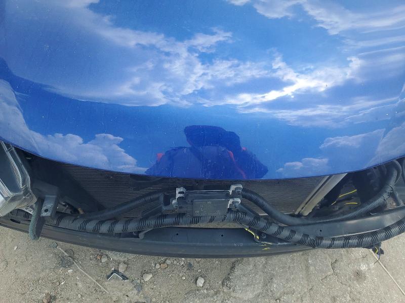 2018 Nissan Rogue მანქანა იყიდება აუქციონზე, vin: 5N1AT2MV0JC772877, აუქციონის ნომერი: 85981385