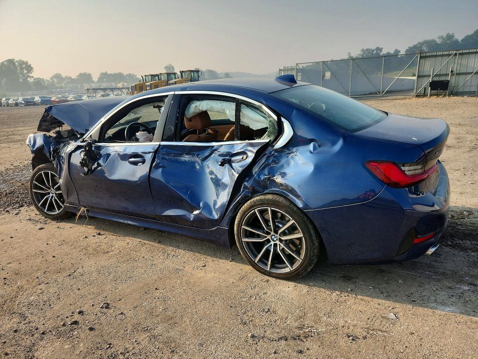 61311796 :رقم المزاد ، 3MW5R7J06M8B96036 vin ، 2021 Bmw 330xi مزاد بيع