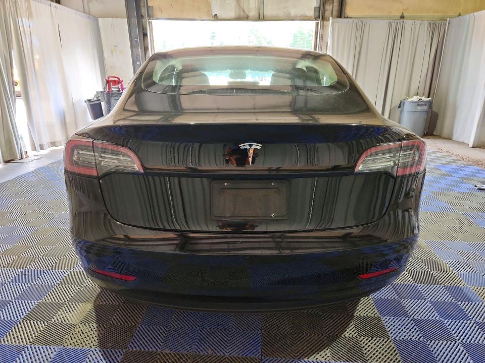 62549216 :رقم المزاد ، 5YJ3E1EA9NF289281 vin ، 2022 Tesla Model 3 مزاد بيع