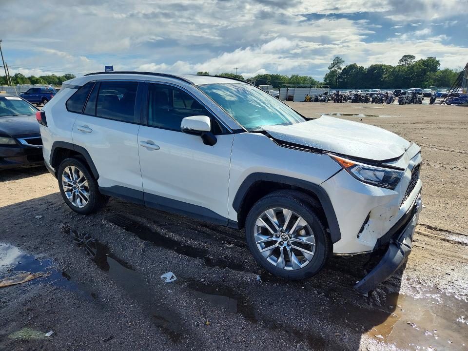 Aukcja sprzedaży 2021 Toyota Rav4, vin: 2T3A1RFV7MW181740, numer aukcji: 61350966