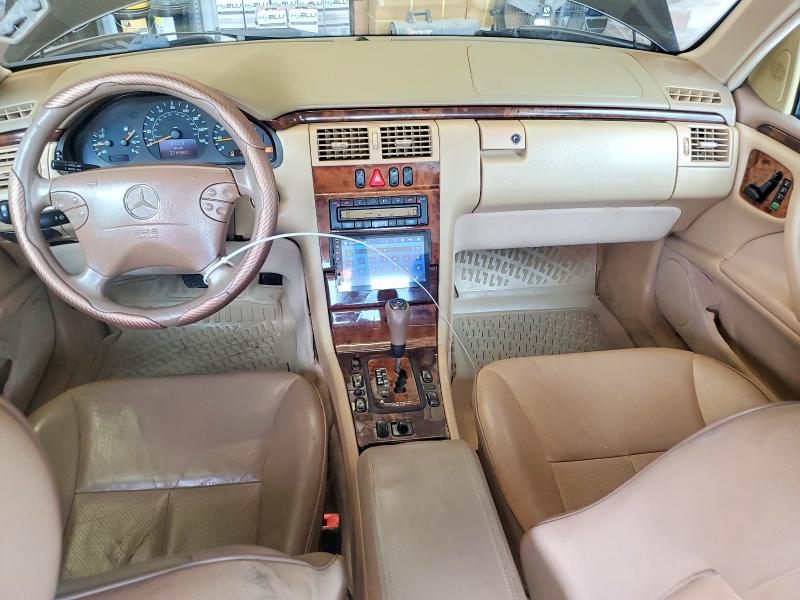 2000 Mercedes-benz E მანქანა იყიდება აუქციონზე, vin: WDBJF65J7YB110226, აუქციონის ნომერი: 61922226