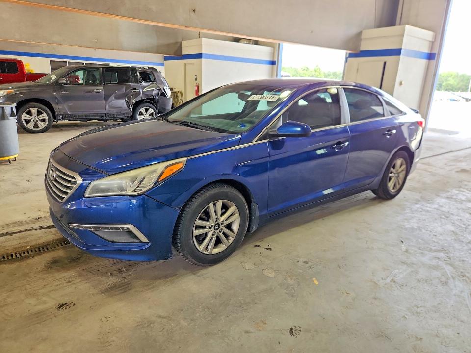61000346 :رقم المزاد ، 5NPE24AF5FH172370 vin ، 2015 Hyundai Sonata مزاد بيع